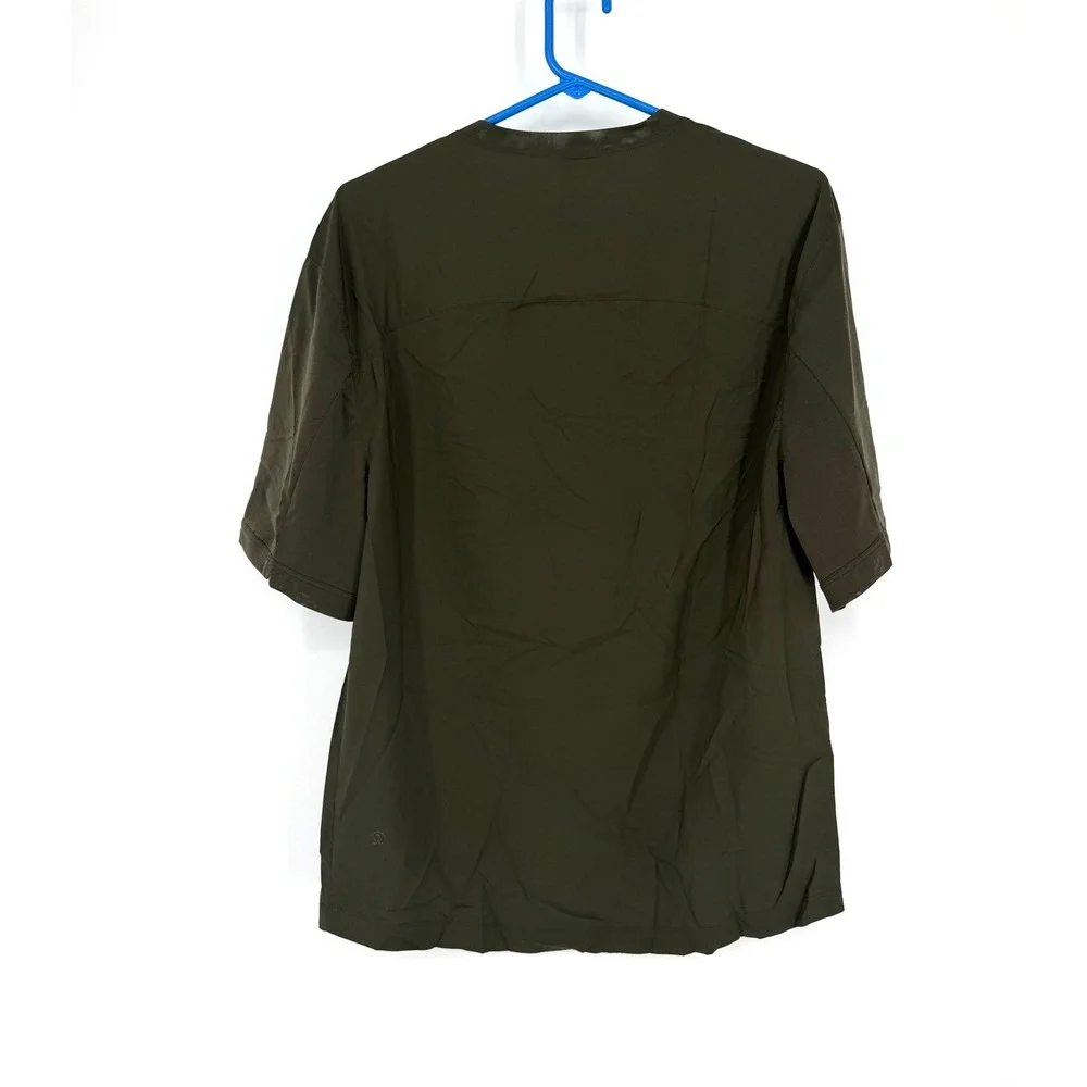 Lululemon Athletica Mens Short Sleeve Shirt Dark Olive Green Nylon Mesh Vent M